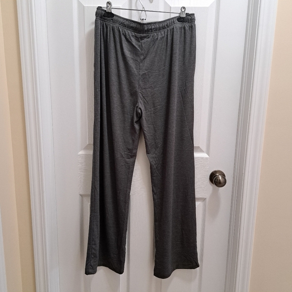Natori Lounge Pants Size Medium Grey PJ Pants Casual Neutral Relaxed NWOT - Picture 8 of 8